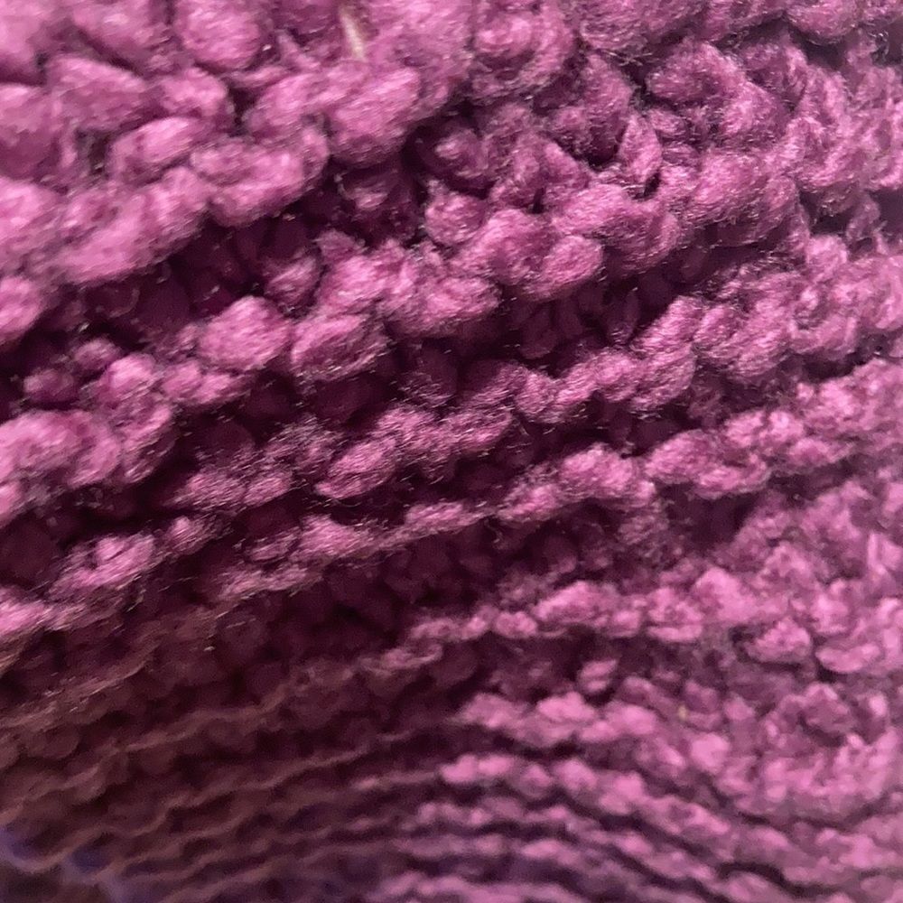 HAND CRAFTED soft Merino wool deep mauve jewel tone wool scarf - Picture 4 of 6